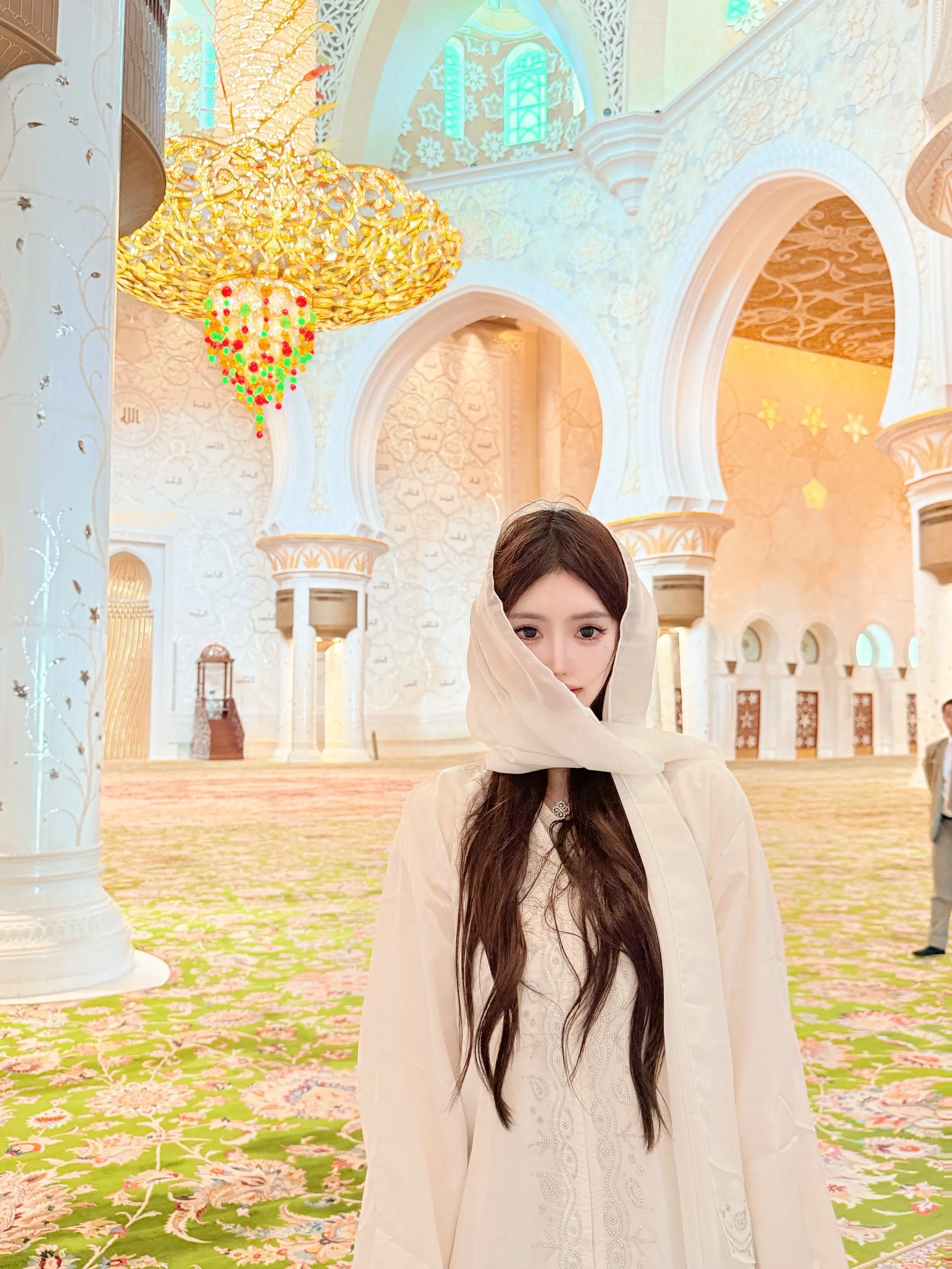 那就带我逃跑吧 有多远跑多远。