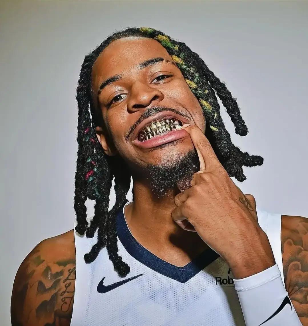 人狂必有祸！NBA 最不缺的就是天才。距离莫兰特那句 “西部没对手” 才过去几年