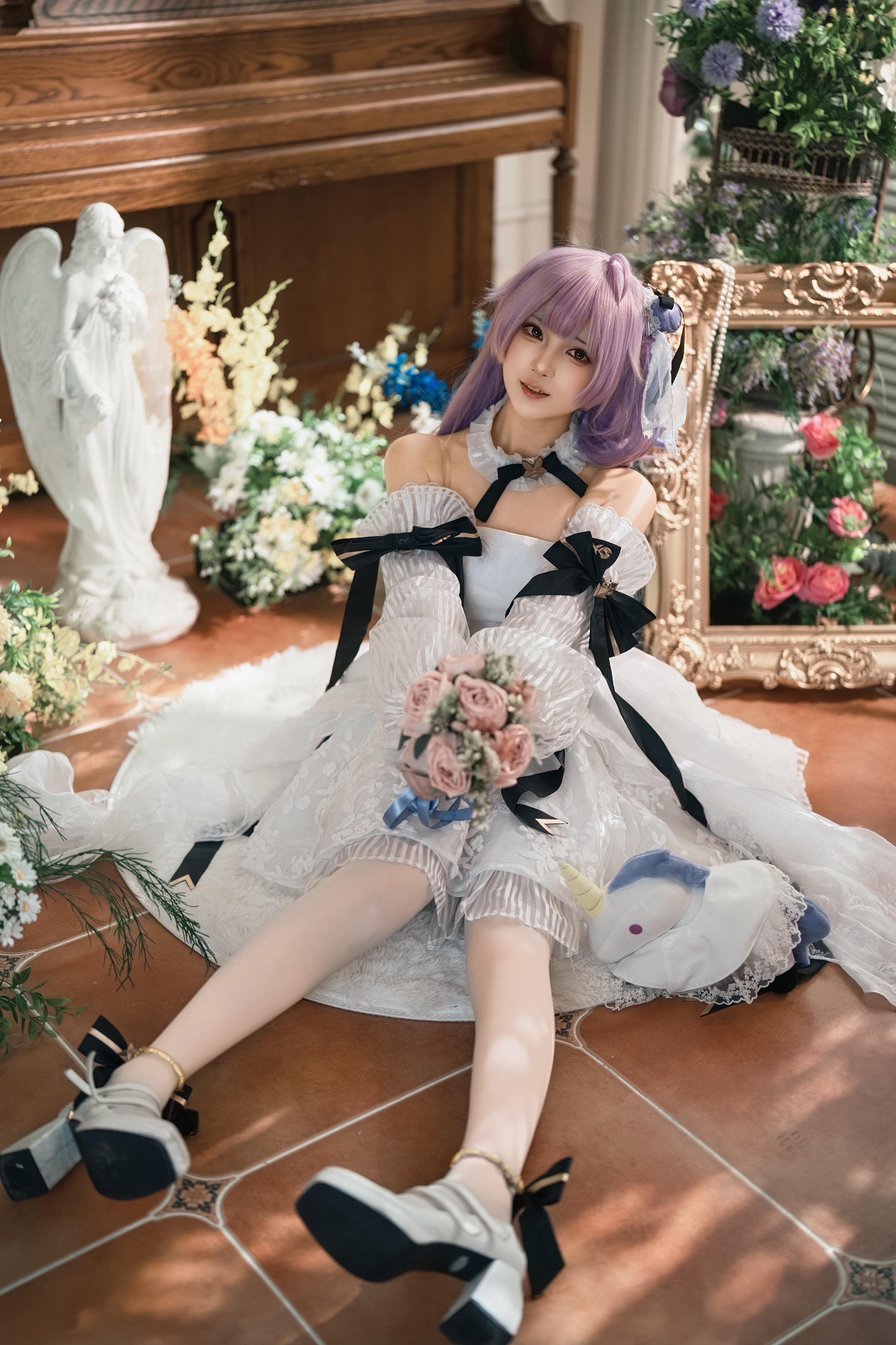独角兽花嫁cos拍摄。