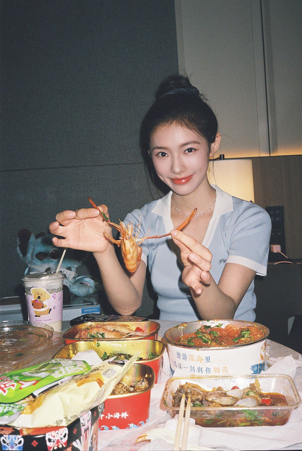 林允 谁还没被林允的胶片照美到 