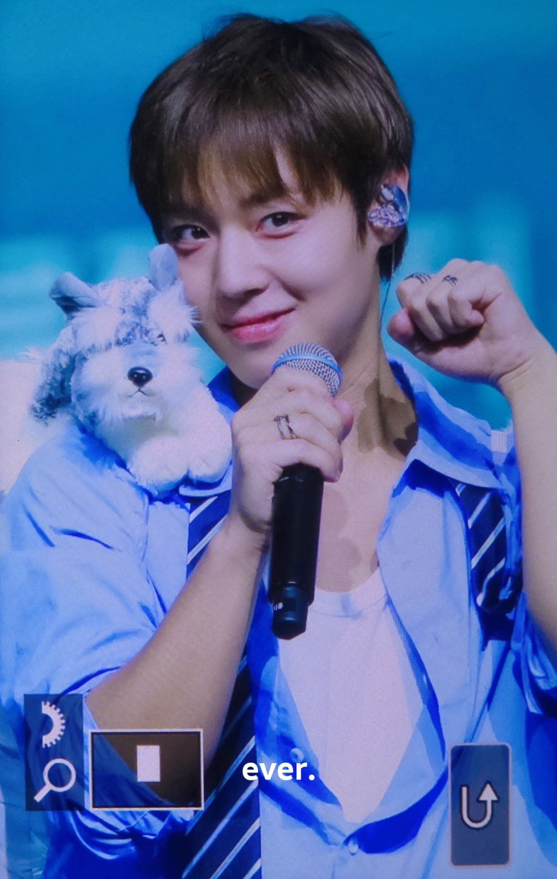 朴志训 ✨ 朴志训solo歌手 260530 首尔FANCON 饭拍©️logo