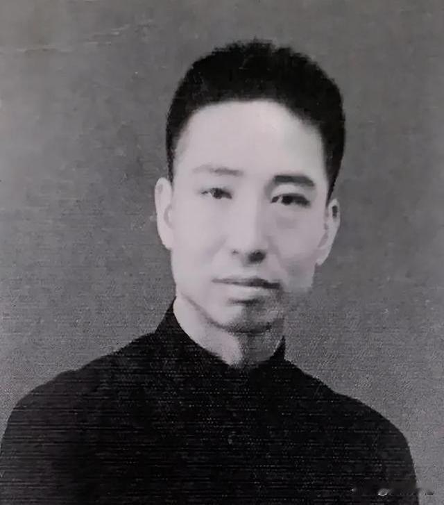 理发匠之子凭3招缔造情报神话！1500特工隐身3年，敌人愣是没摸到边
 
他是理