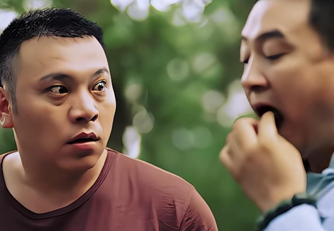 能忍常人不能忍，你就成功了
穷人：现在钱太难挣了，
富人：哎，你把“鸟屎”吃了，