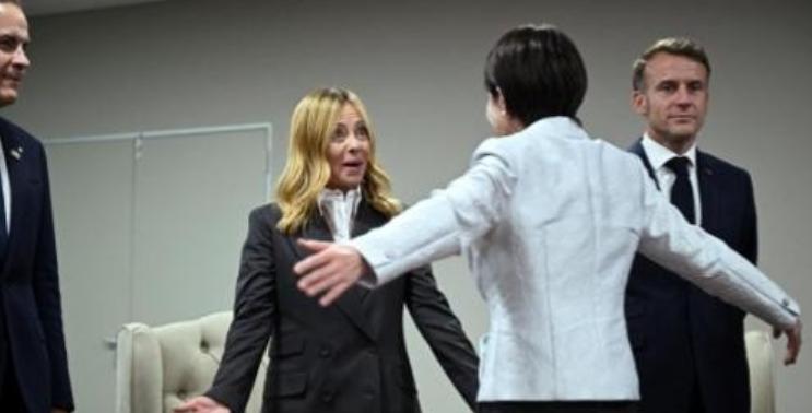 一位俄罗斯专家将欧盟的体面彻底撕下！或许不是俄罗斯不想下场帮日本抗衡中国，而是欧