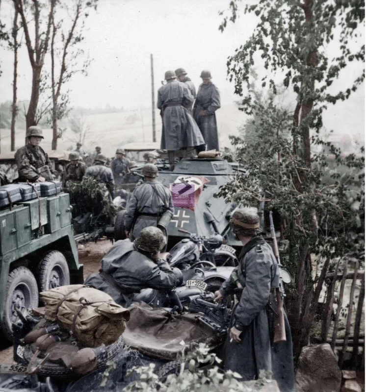 1941年9月，巴巴罗萨行动期间，第三骷髅师的摩托化部队。 1941 ...