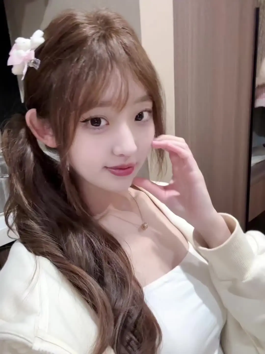 不如我们拥抱后分手，不如眼泪有空偷偷流