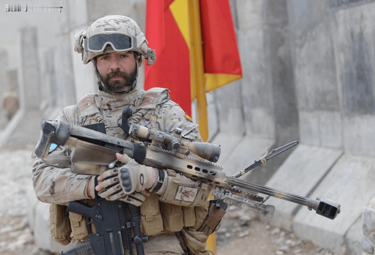 巴雷特：从车库构想走向战场传奇的反器材王者
 
在现代战争的火力图谱中，巴雷特系