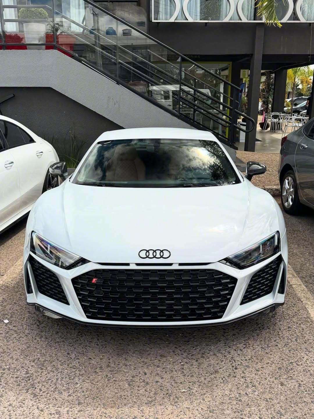 奥迪R8 Performance✅ 优点🎵 满分灵魂：地表最动人的V10交响曲