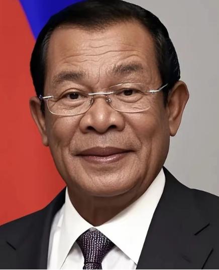 泰国对柬埔寨一顿狂轰滥炸，为什么中国没一点动静，因为泰国不是在打仗，而是在替天行