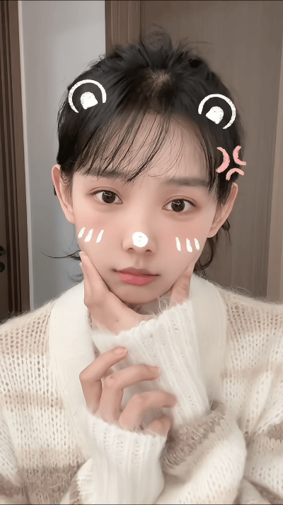 #跨年幸运签#我通过评论抽幸运签，抽到了大吉，今日签文为：青云已是酬恩处,莫惜芳