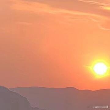 1300一半忙碌，一半清欢。午后偷得片刻悠闲，蓄力沉淀，元气续航，以最好的状态奔