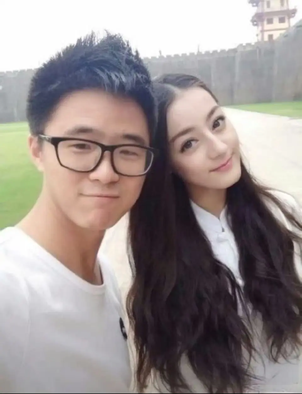 迪丽热巴。老照片