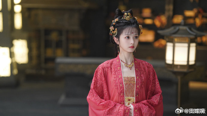 田曦薇演的临安， 谁发明的田曦薇这么好玩  简直是宝藏女孩！娇蛮又可爱，努力搞事