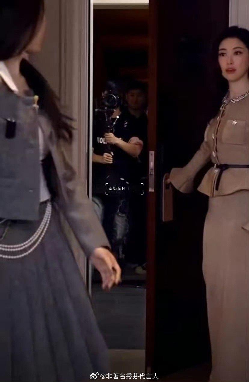 朱珠工伤谁能撑过让朱珠关门那一关[惊恐] ​​​