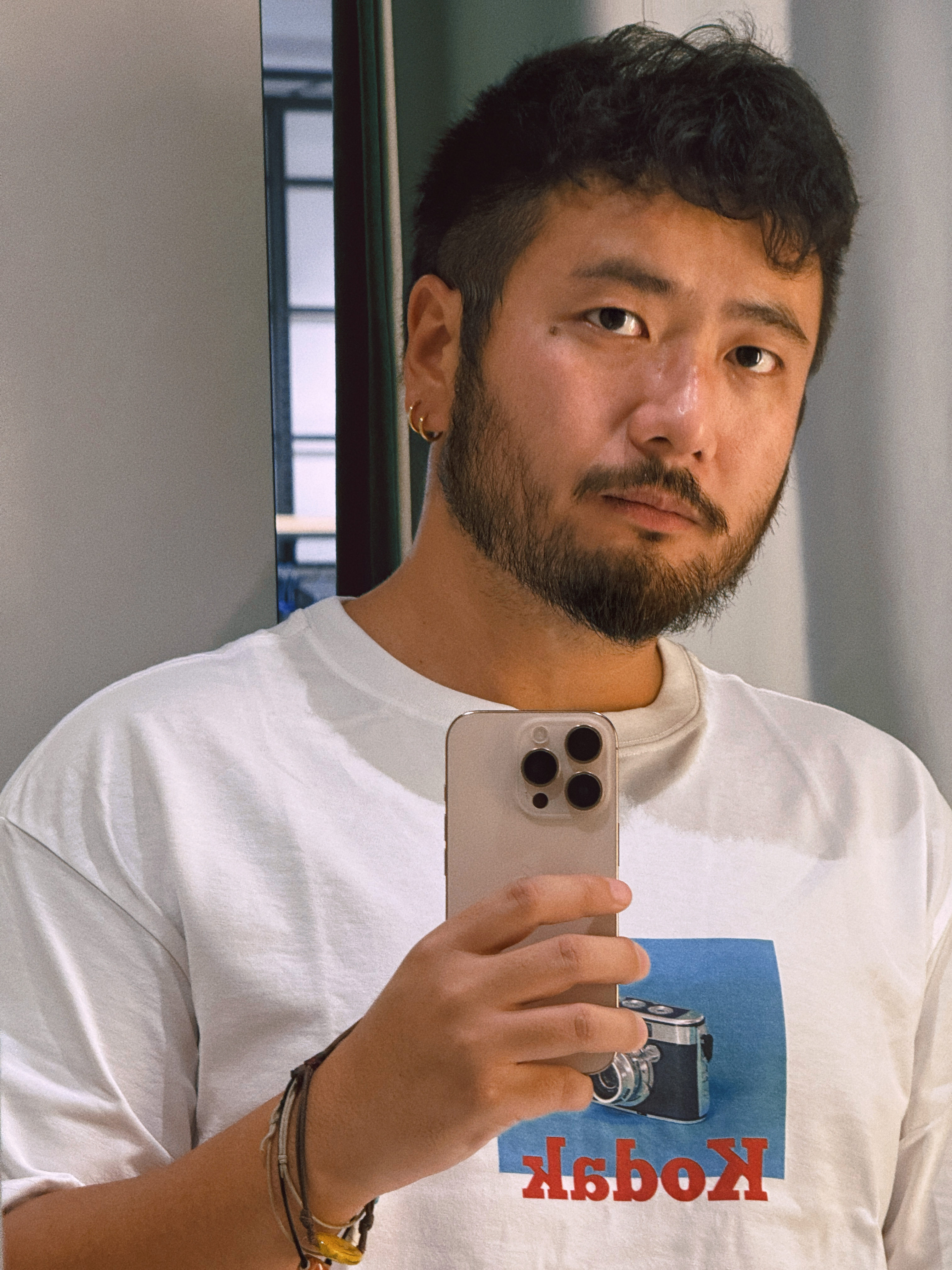城里的各大服装店并没有我所期待的换季折扣，但是看到秋装上架又难免为夏天的结束感伤