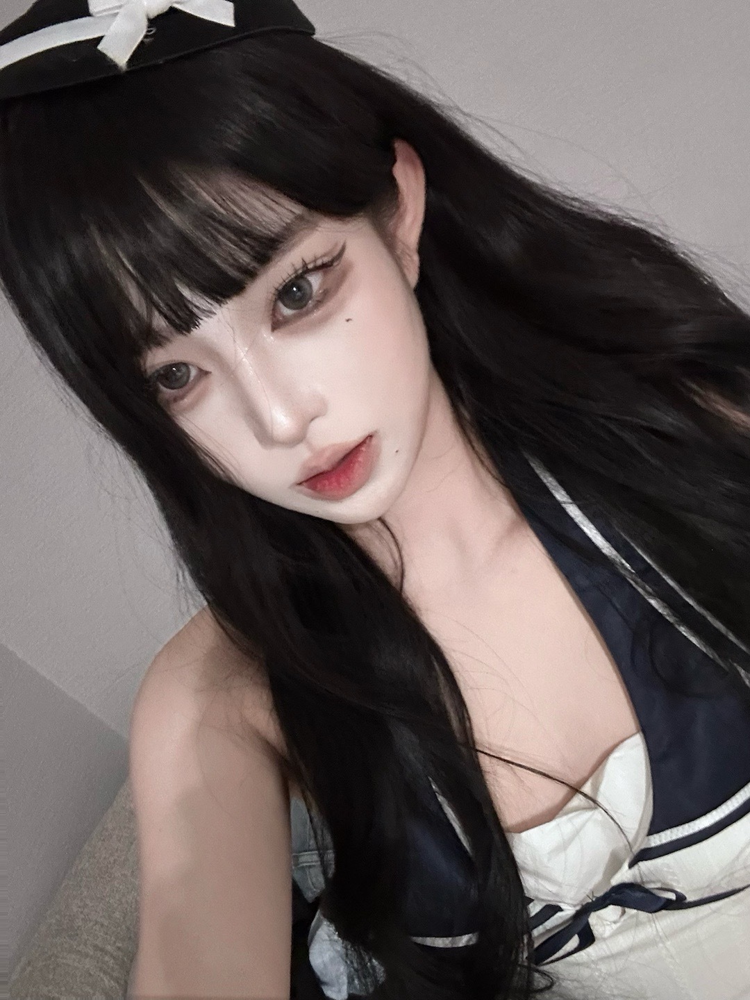亮晶晶10号色只能找到一个替代图了 我后置摄像头摔坏了 🥲 ​​​