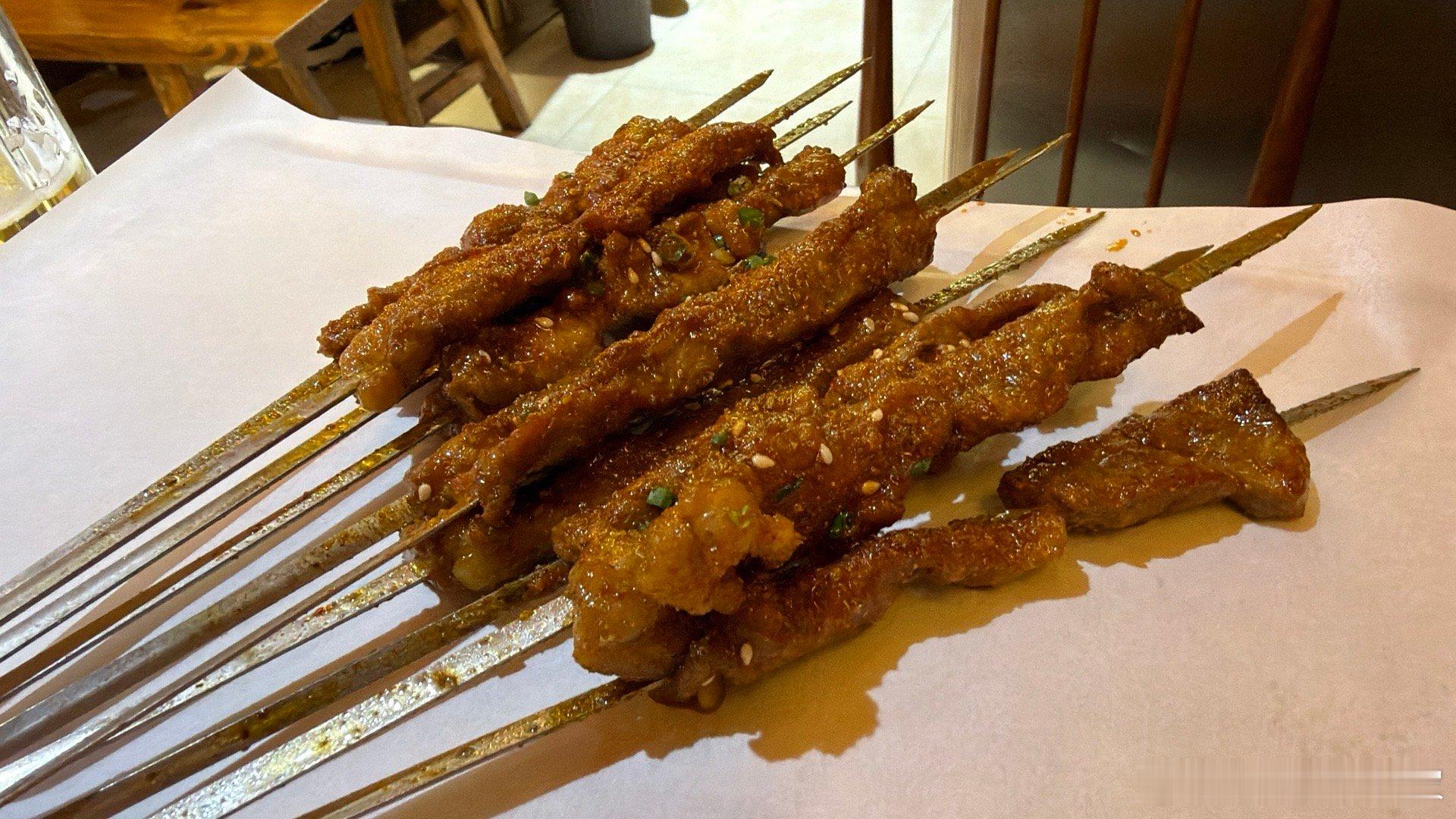 2025年的年度关键词提前出炉—【怼】。可见的2026年，怼会更加频繁且高频次、