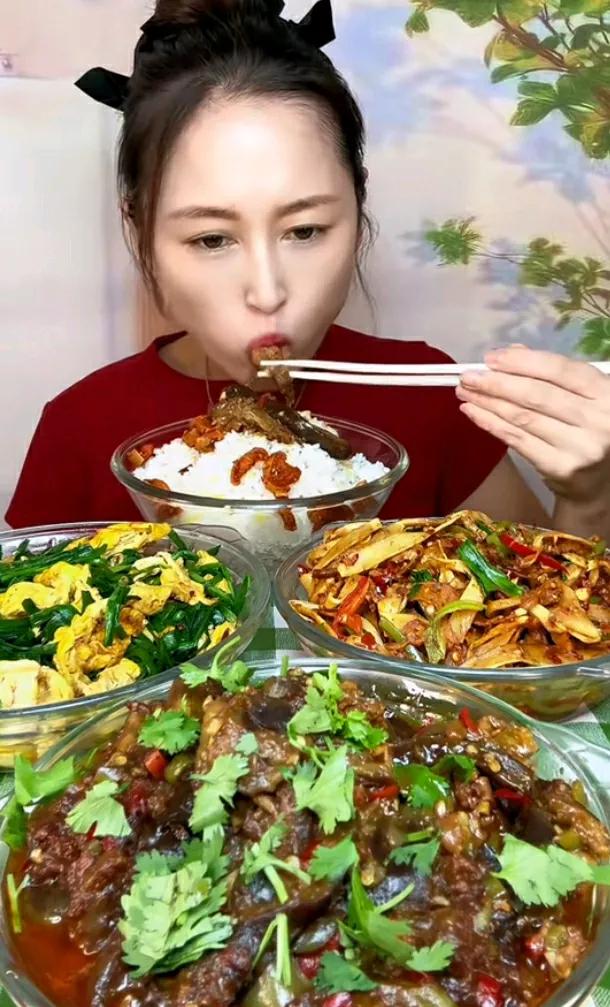 美食佳肴，色香味俱佳。#家常菜🌬# #传统佳肴分享# #晒晒你的美食吧# #美