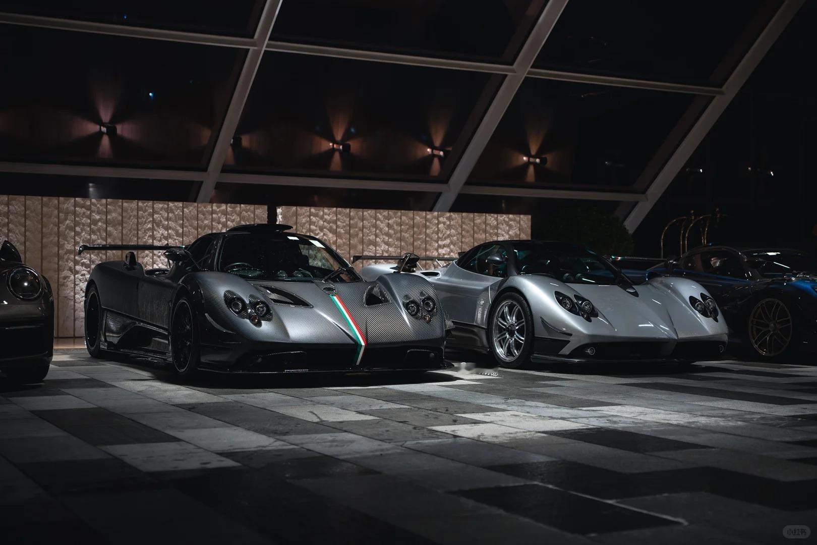 Pagani Zonda Absolute，黑碳一绝绝美车片