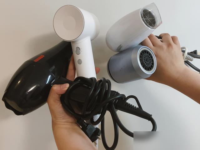 谁懂啊！家里那台老式吹风机我忍了三年，今天终于扔进垃圾桶了！

刚才刷到有人细数