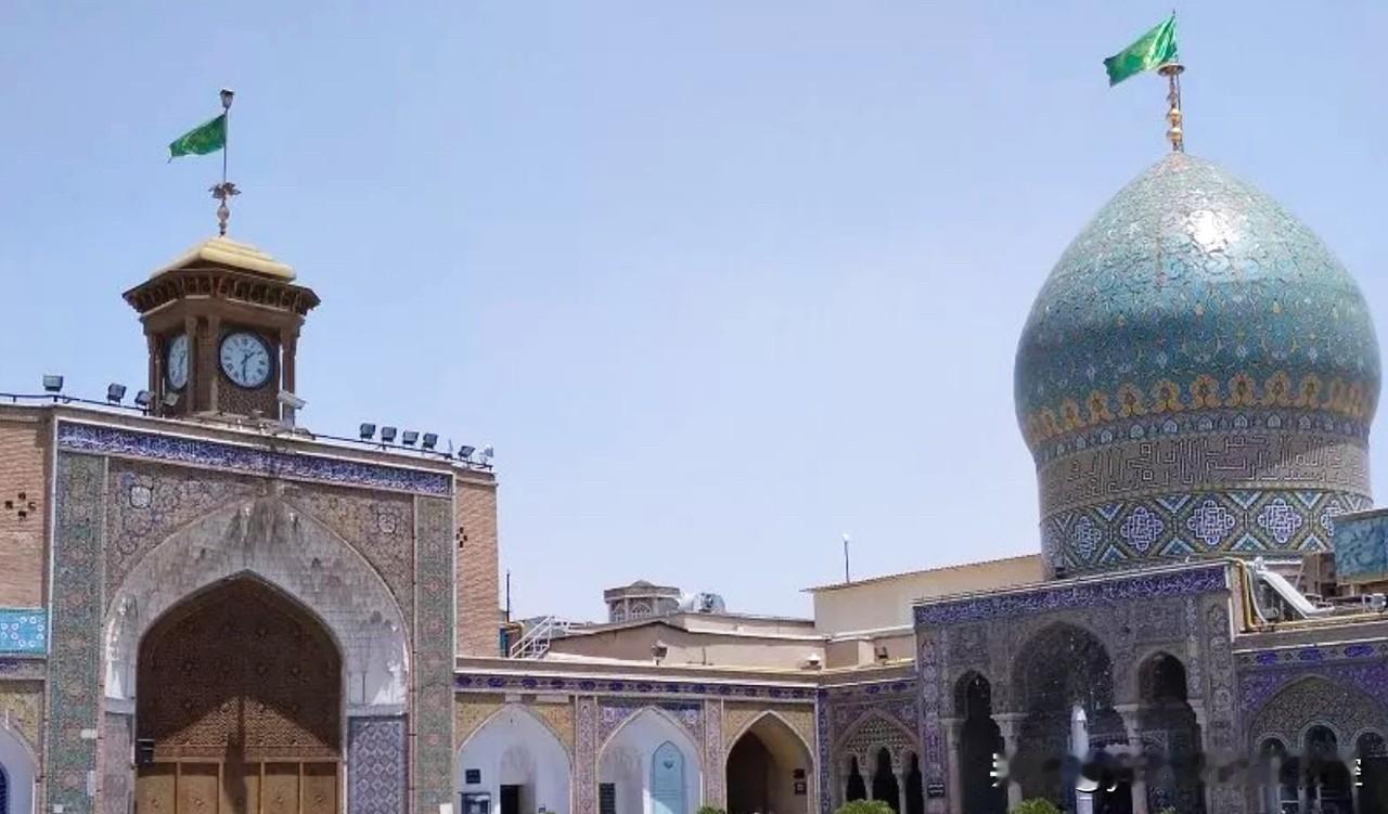 【美国积极推动伊朗政权更迭】
    特朗普13日在Truth Social鼓吹