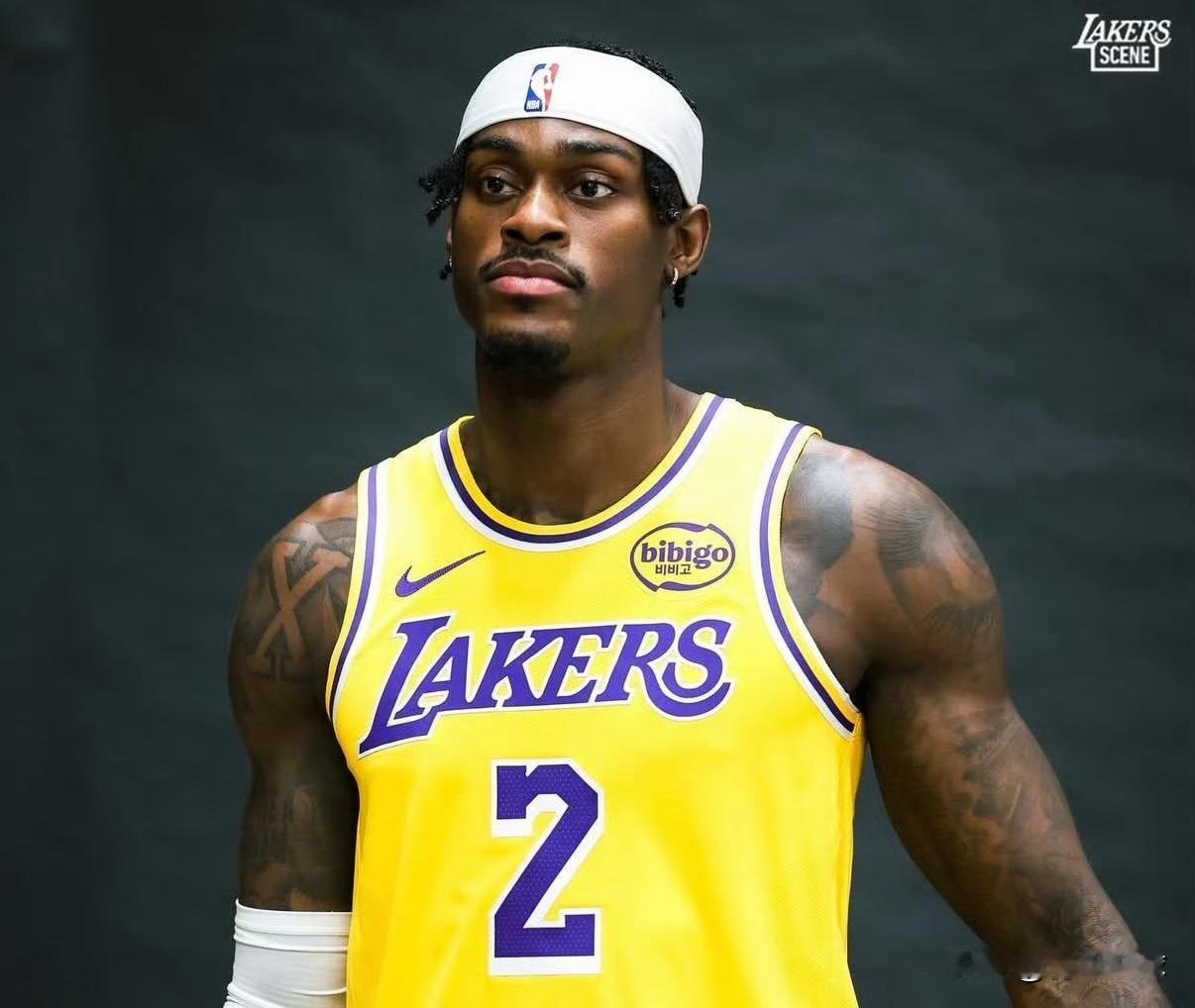 这才是范德比尔特被弃用的原因！

今天，湖人队主教练雷迪克在接受媒体采访时终于谈