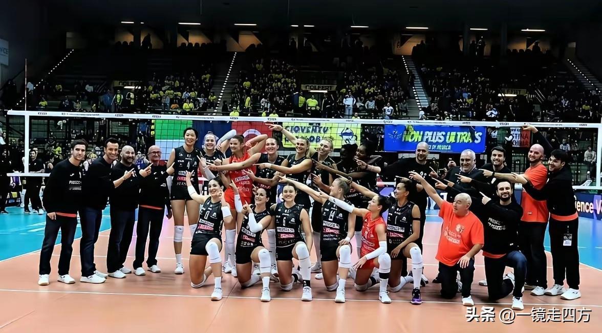 今天凌晨刚刚结束的女排欧冠小组赛首轮意大利科内利亚诺主场对阵持外卡参赛的土耳其泽