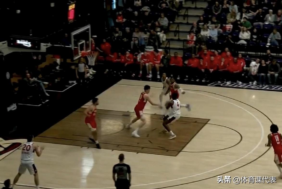 NBA发展联盟，杨瀚森首发出战对决昔日NBA状元秀富尔茨，混音主场迎战猛龙！北京