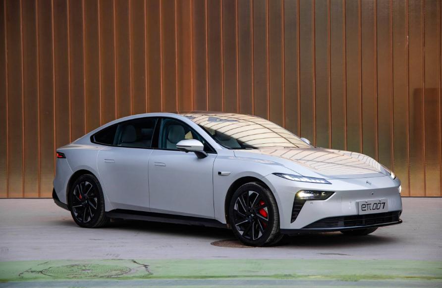 预售价15.9万的东风奕派eπ007，为何是高诚意新能源车？
 
现在汽车市场很