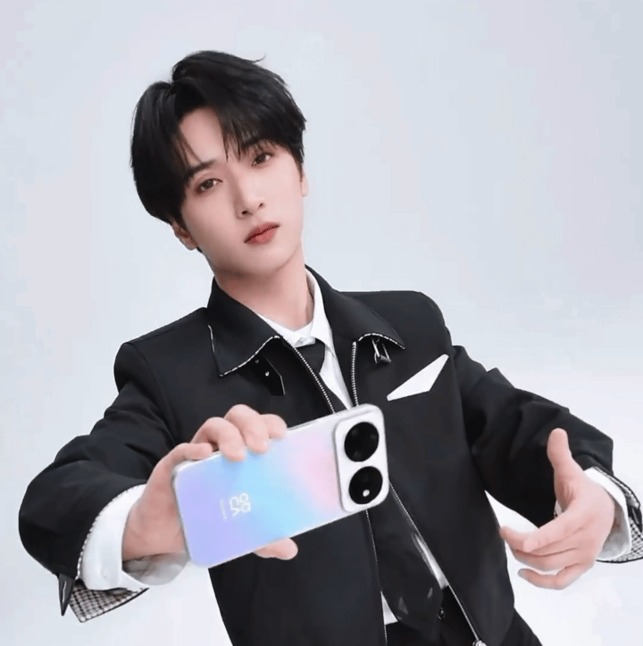 已用不欠！严浩翔HUAWEI nova代言人