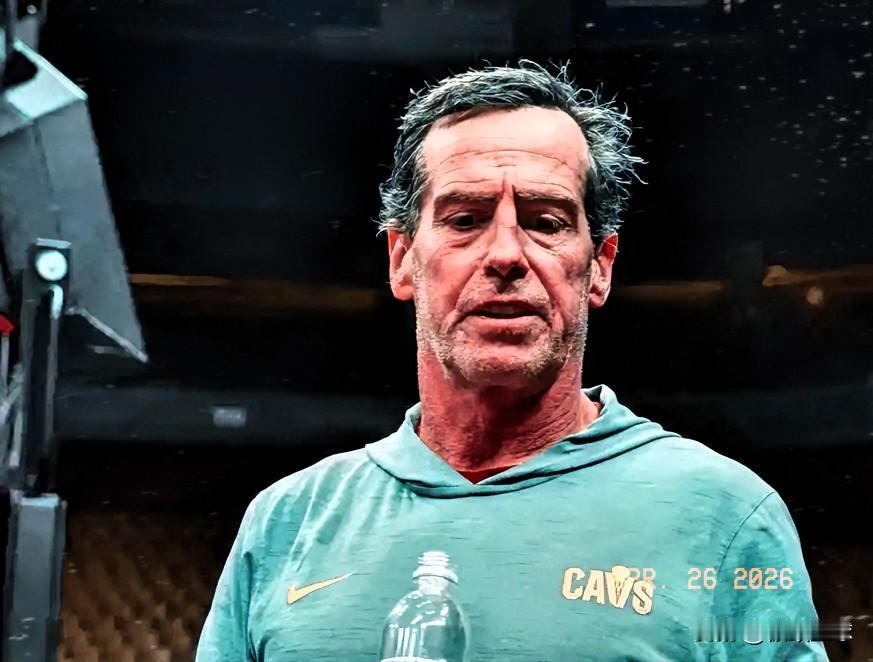 骑士主帅阿特金森说出了大实话：哈登建立了高强度训练习惯，只有极少数人能持续！
