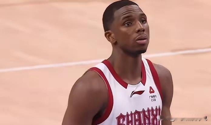 今晚杯赛将继续开打，山西将跟北控争夺一个晋级名额！
就目前的球队配置，似乎北控占