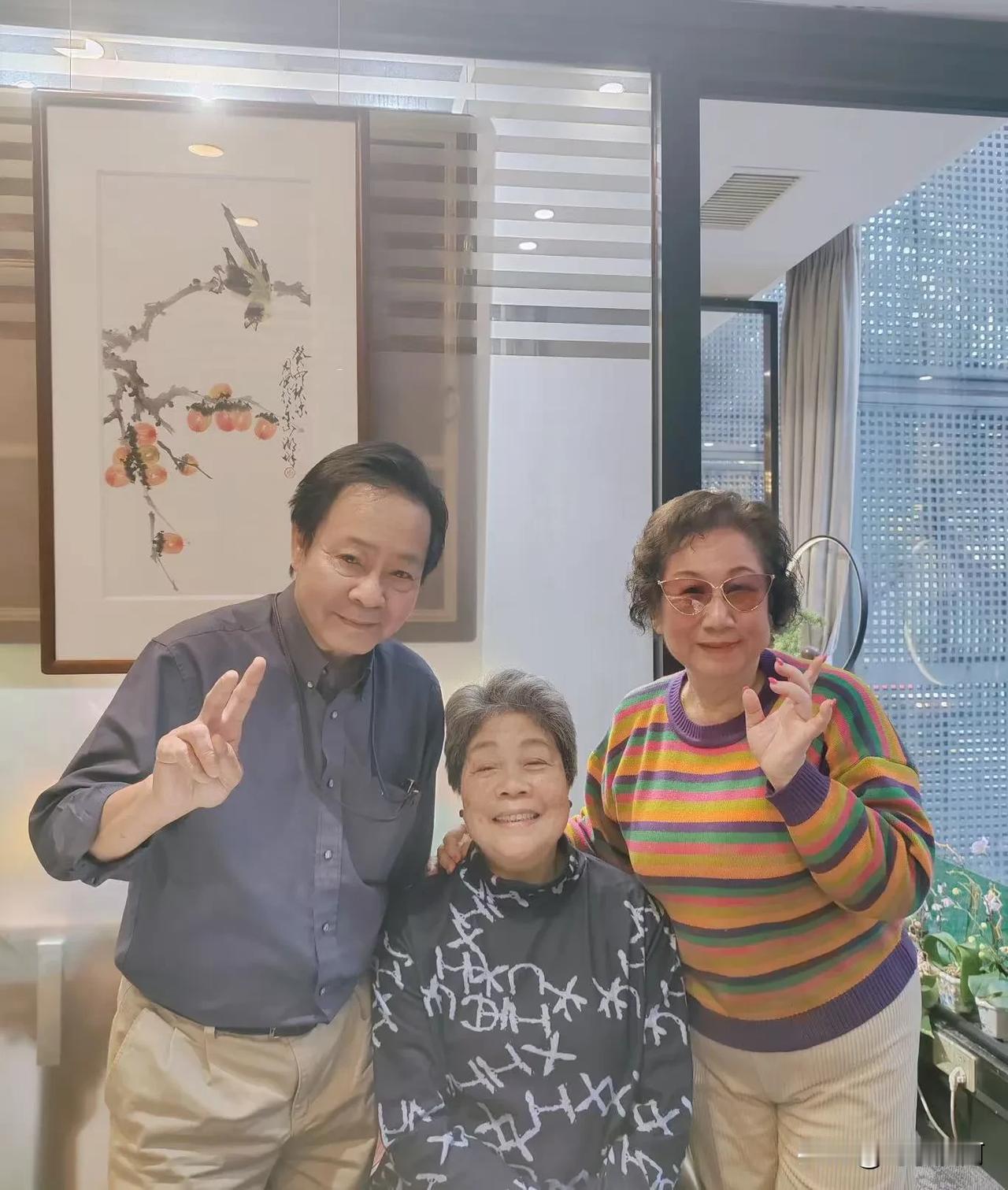 记录我的2025新年伊始，与远道归來的朋友聚会。虽未曾为师一日，却被尊师至今。相