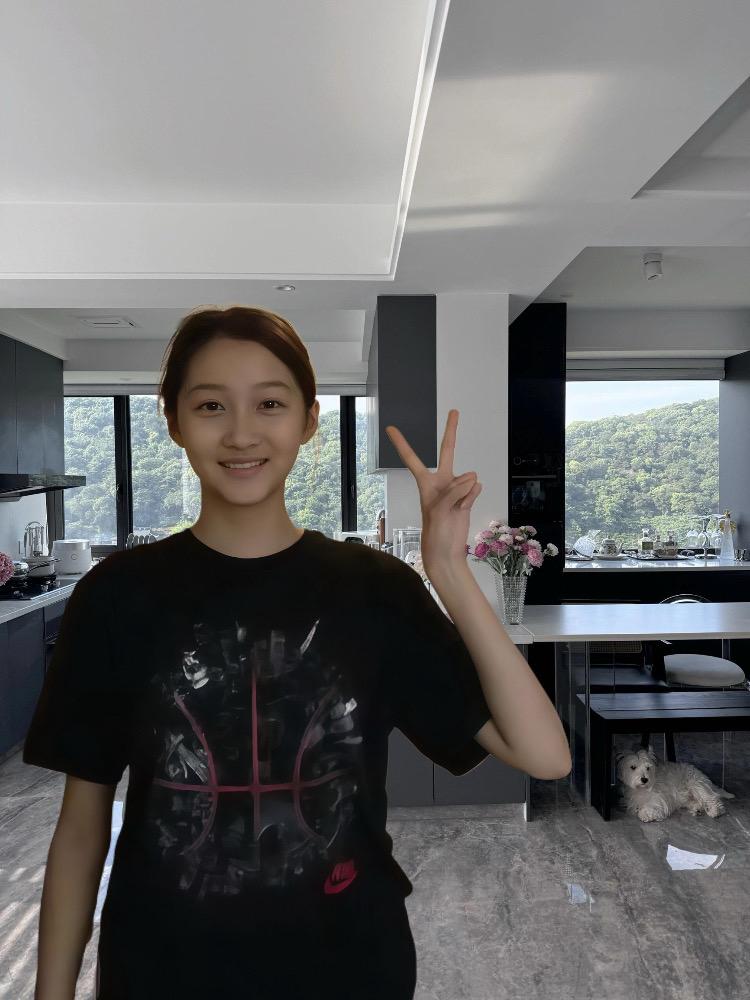 鹿晗是真男人 没想到我姐也是真女人关晓彤