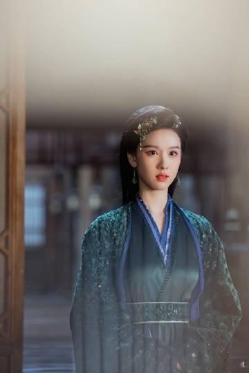 陈都灵雾妄言吐血入耳陈都灵演戏摔得脑袋回弹 没有夸张台词，全靠动作和表情，陈都灵