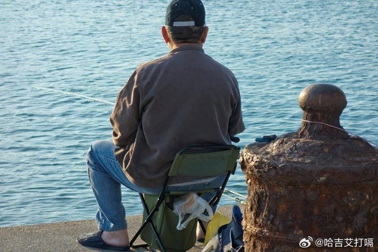 凤凰新闻【退休10年，用血泪教训说明：老了再有钱有闲，也别参加这3种活动】我妈，