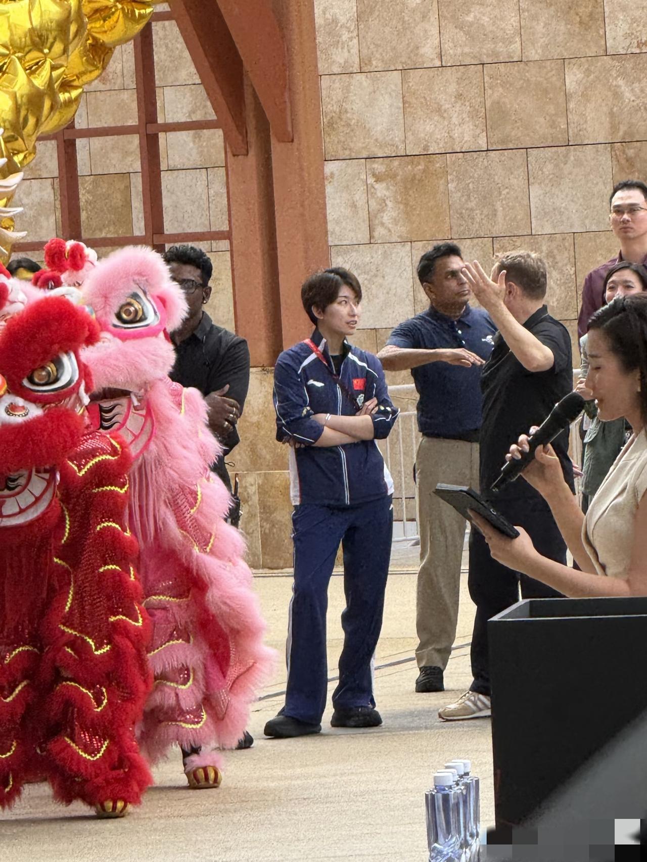 小时候姥爷说新加坡有近80%都是华人，没出过国还不相信，看这次新加坡大满贯抽签现