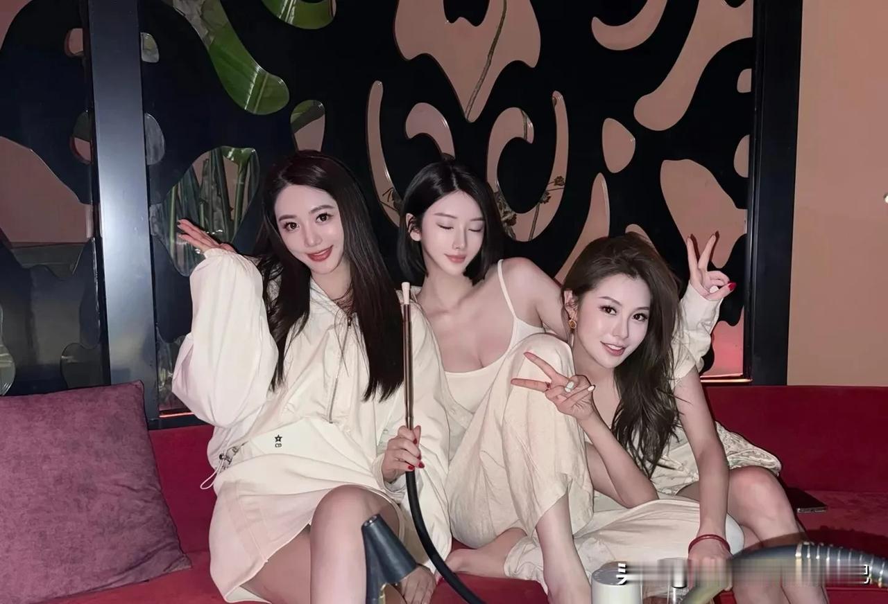 记录我的2025聚会女王[心][心][心]
