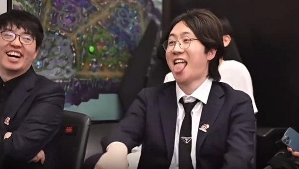 刘青松粉丝有点应激了啊我仔细听了一下有争议的那段VLOG，就是有个教练在看比赛的