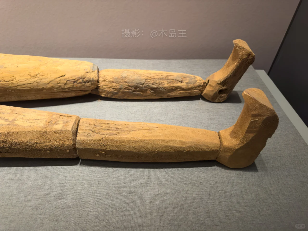 契丹人的人形骨灰盒，又一个例子