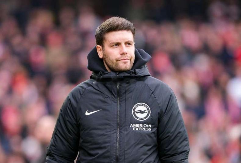 英超联赛第21轮，布莱顿在客场1-1战平曼城。赛后，布莱顿主教练许尔策勒接受了天