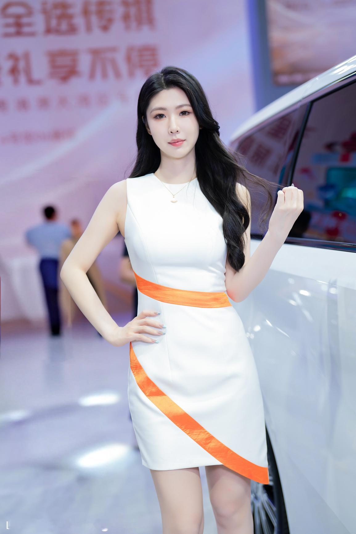 聆听猎人的车展日记猎人在深港澳车展猎人与车展2025   粤   港   澳  