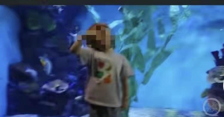 湖北武汉，男子夜里把4岁女儿带到江边，将女儿头摁入江水中，确定女儿没气后，他把女