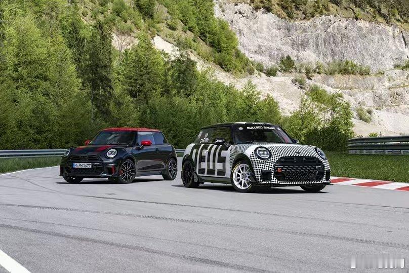 全新MINI JCW再战纽博格林24小时耐力赛并获奖在日前结束的2025年纽博格