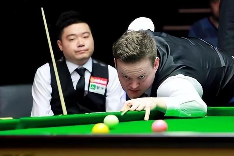 墨菲不怕丁俊晖和肖国栋，怕中国这三名球员。北京时间4月26日晚上，正在进行中的斯