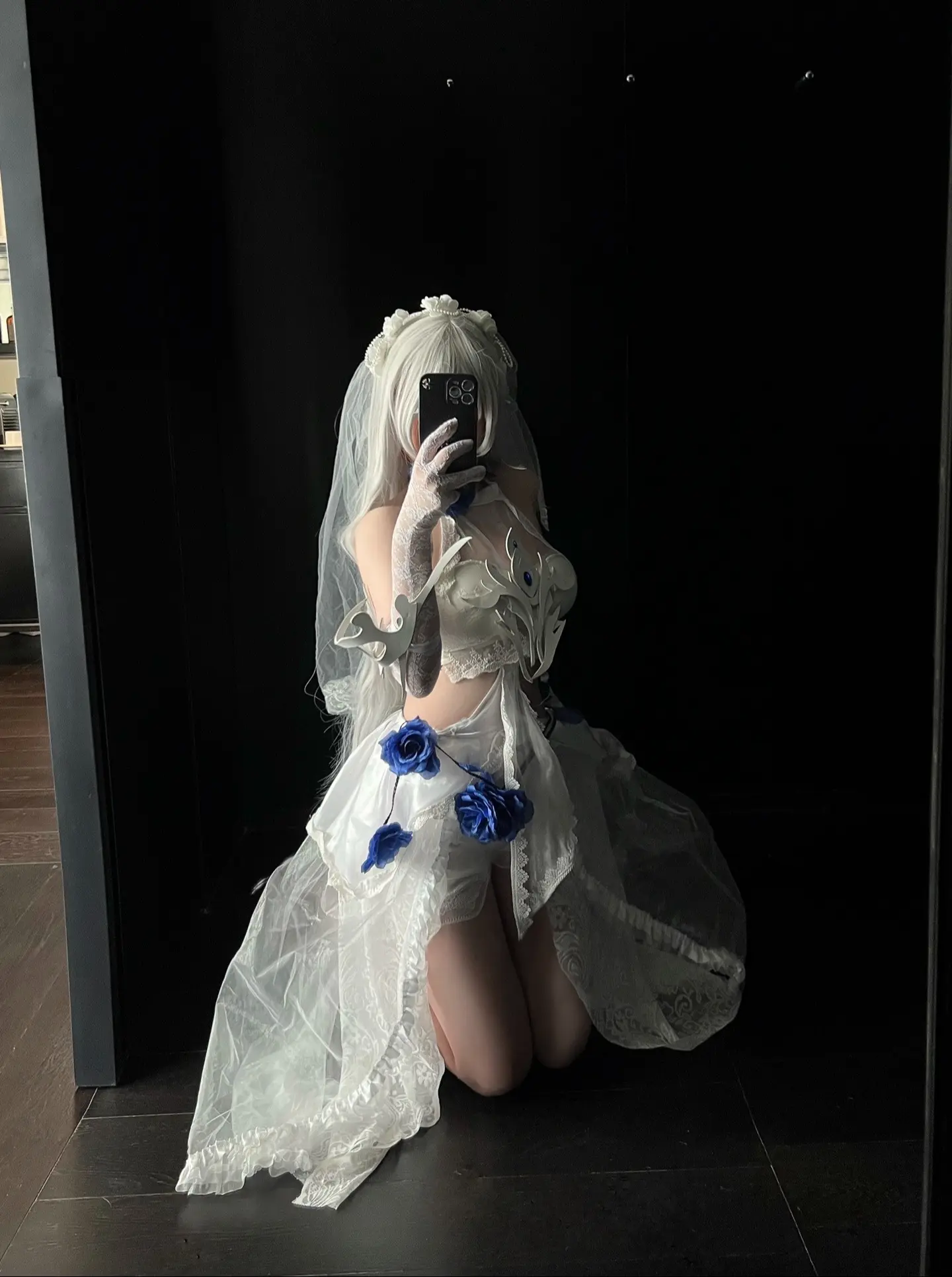 爱无非看谁成茧
永劫无间