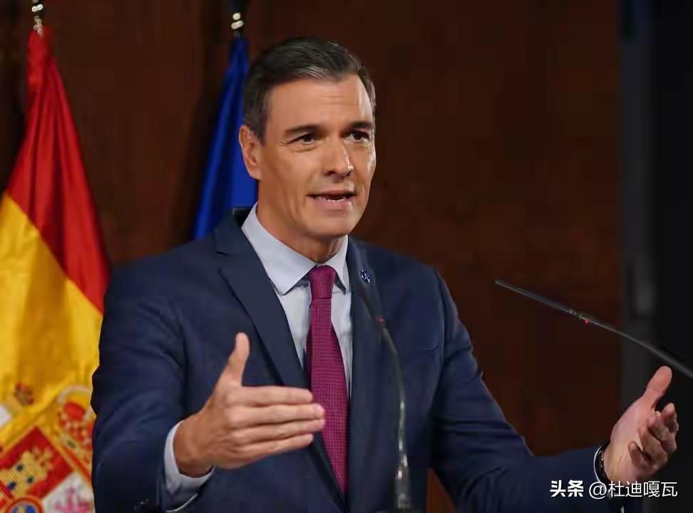 西班牙才是难得的清醒！
3月2日，正当美国对伊朗的打击如火如荼之时，西班牙拒绝为