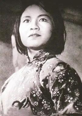从裁缝学徒到一代歌剧大师，王玉珍的逆袭人生太励志
1950年的国庆舞台上，武汉的