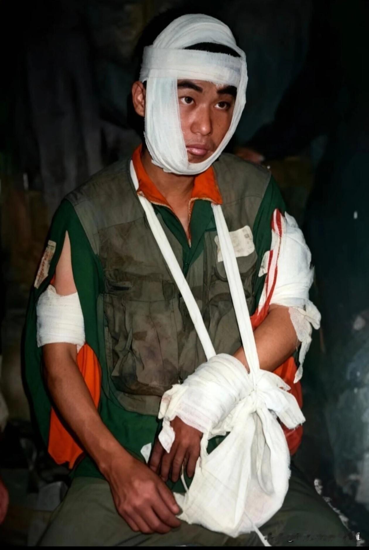 吴杰洪是1984年老山战役中牺牲的解放军战士，
1965年出生于浙江淳安，
19