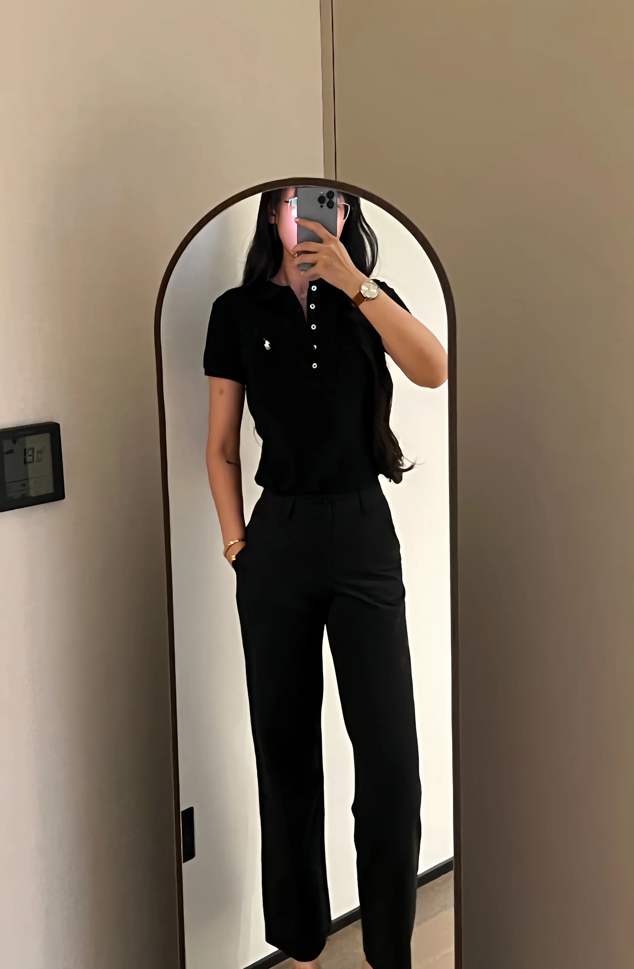 穿的像自己，人群中你就是那个例外 30岁后腔调这回事，很多时候是在懂的...